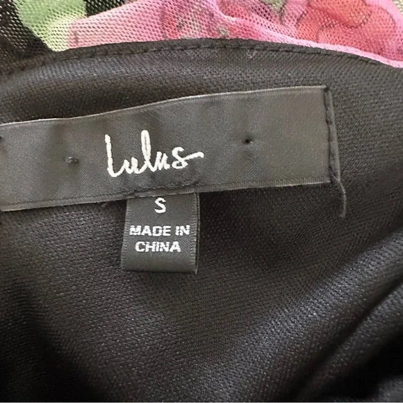 Lulu’s Women’s Floral Ruched Ruffles Mini Dress Size S - Picture 3 of 7